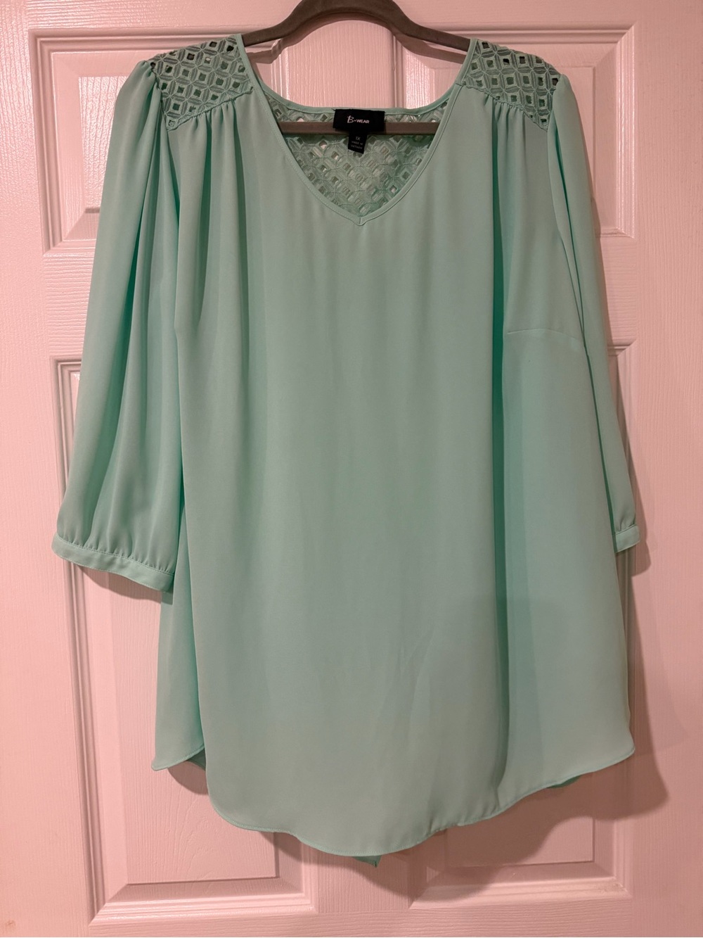 Bwear Mint Green V-Neck Lace Yoke Tunic